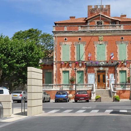 City House Appartements Entraigues-sur-la-Sorgue Eksteriør billede