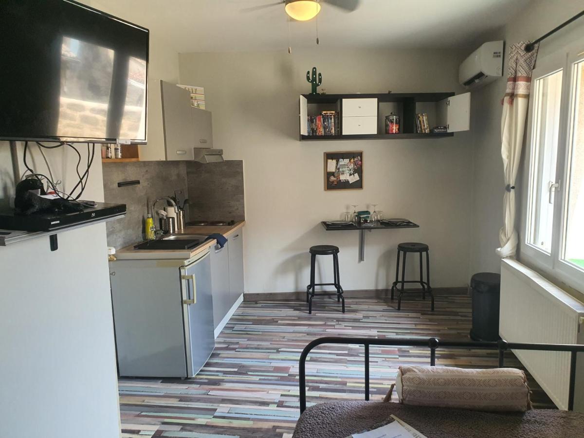 City House Appartements Entraigues-sur-la-Sorgue Eksteriør billede